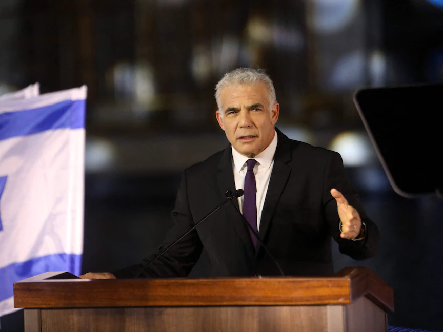 رئيس الوزراء الإسرائيلي يائير لبيد خلال حضور مراسم عسكرية في حيفا، إسرائيل 7 سبتمبر 2022 - AFP