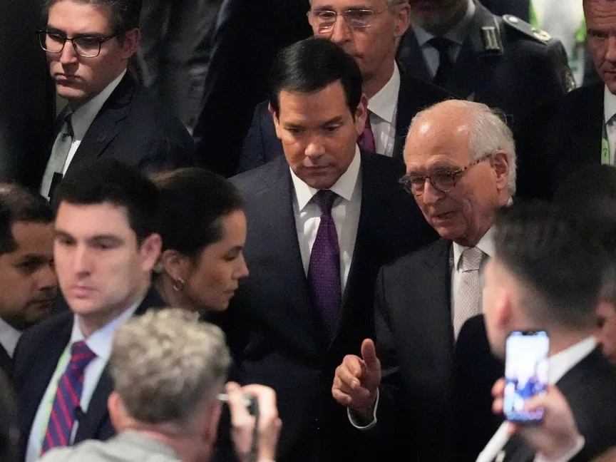 روبيو: ترمب يفضل التوصل لاتفاق مع إيران ولن يمانع لقاء خامنئي