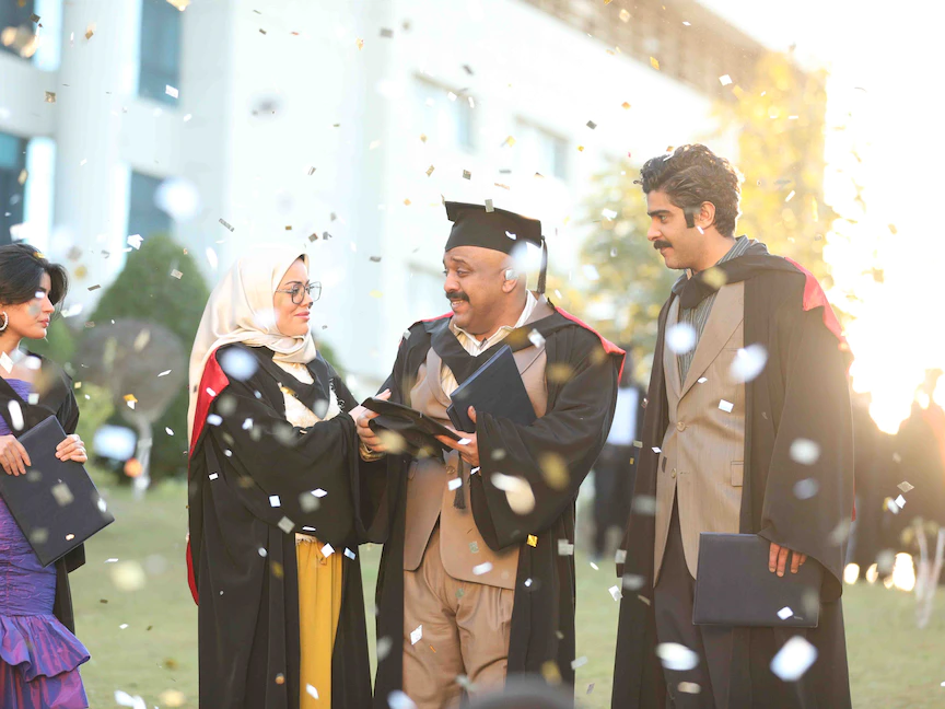 مشهد من مسلسل "دفعة لندن" - المكتب الإعلامي لقنوات mbc