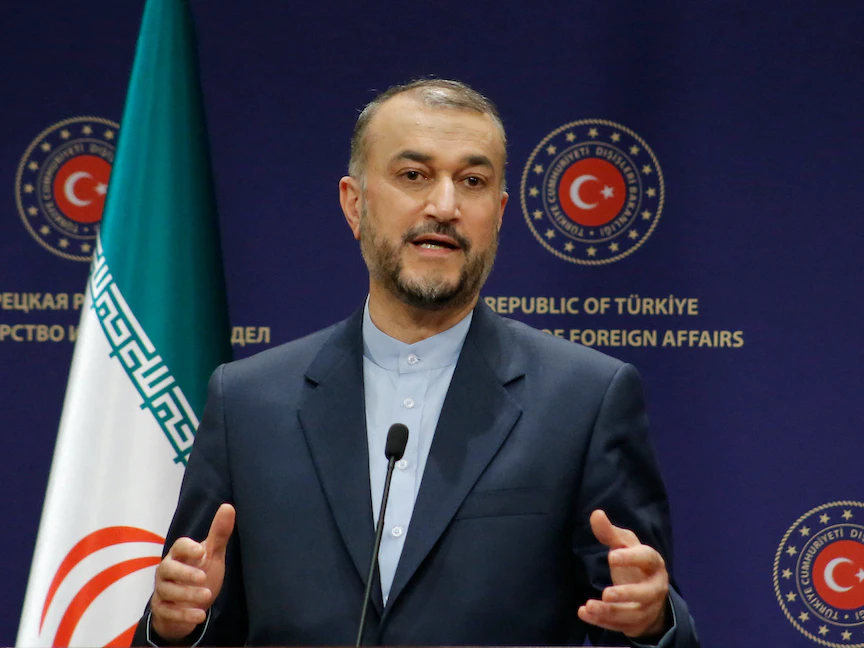 وزير الخارجية الإيراني حسين أمير عبد اللهيان في مؤتمر صحافي بأنقرة - 27 يونيو 2022 - REUTERS