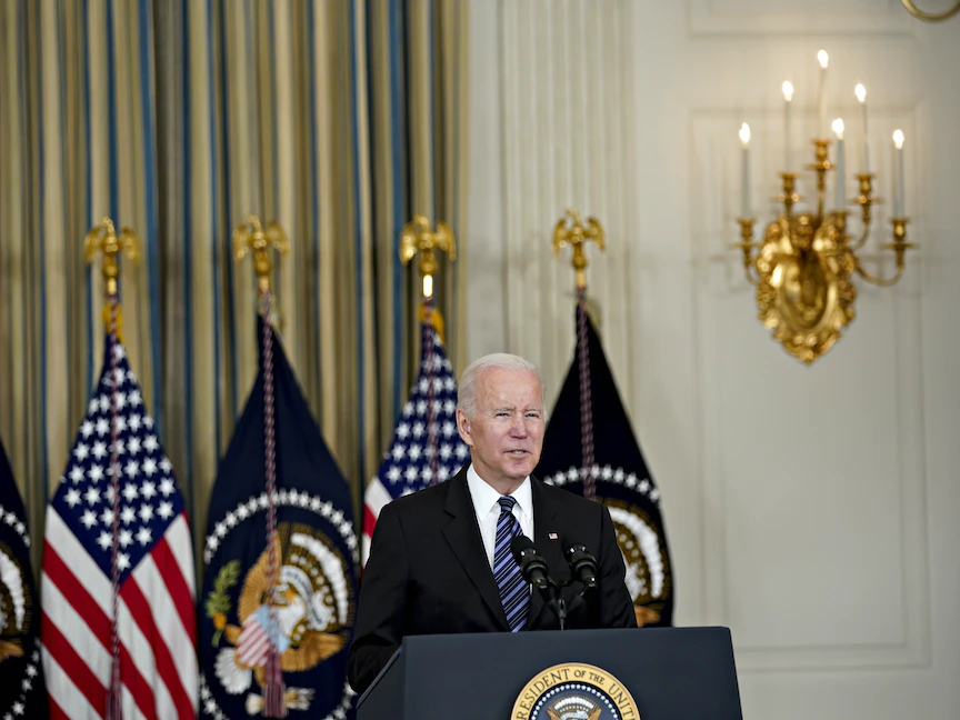 الرئيس الأميركي جو بايدن يلقي خطاباً بالبيت الأبيض، 5 نوفمبر2021 - Bloomberg