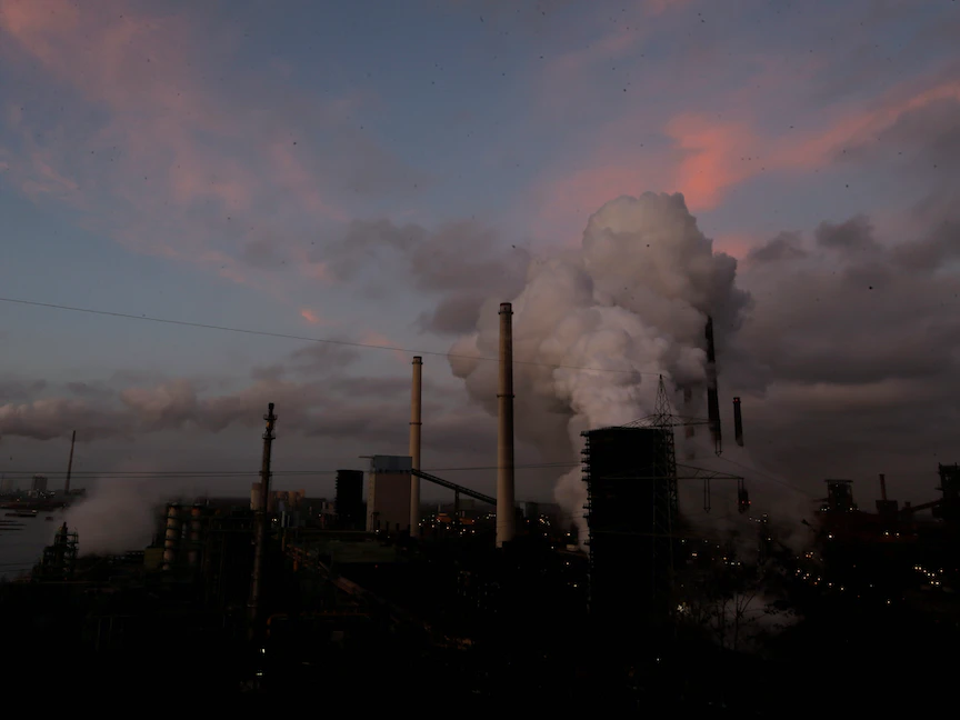 منظر عام لمصنع تيسين كروب للصلب بمدينة دويسبورج في ألمانيا - 7 يناير 2020 - REUTERS