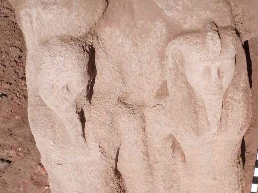 مصر.. الكشف عن تمثال ضخم ربما يصور الملك رمسيس الثاني