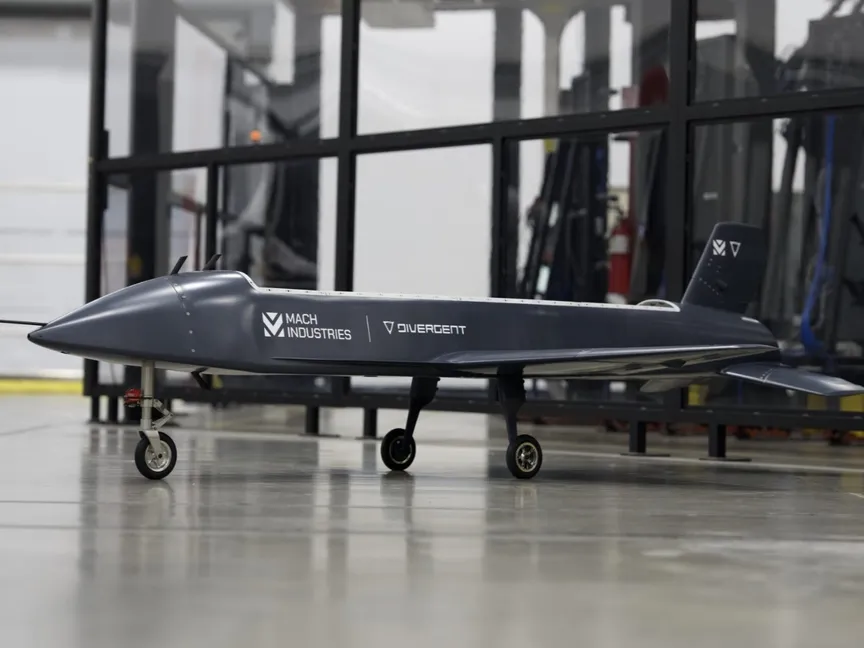 Venom.. تطوير مسيرة أميركية هجومية من الفكرة للطيران في 71 يوماً فقط