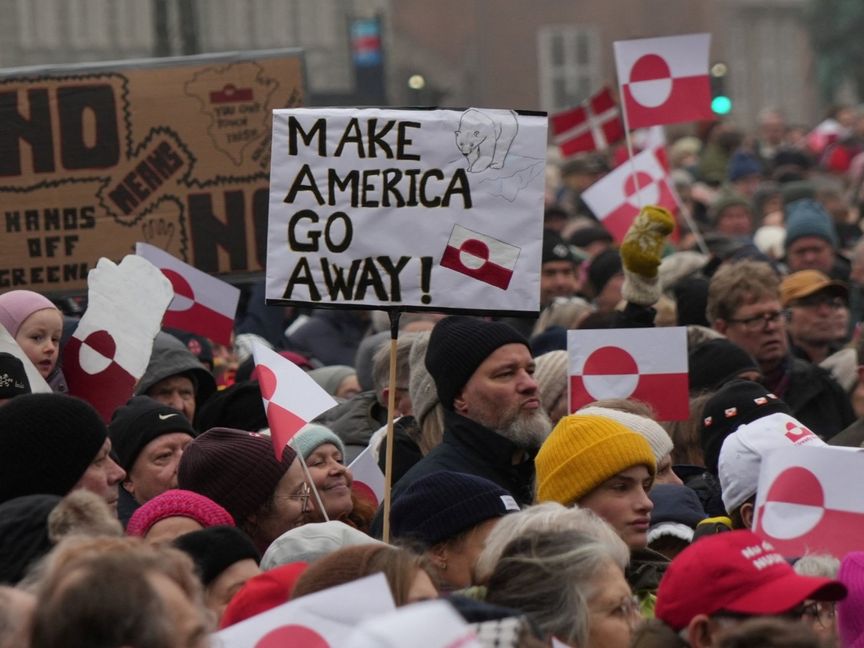 الدول الأوروبية المهددة برسوم ترمب الجمركية تحذر من "دوامة تصعيد خطيرة"