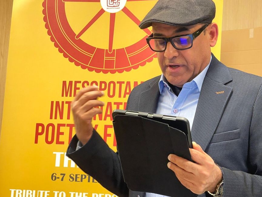 "أناشيد الصحراء".. صوت الشعر السعودي المعاصر