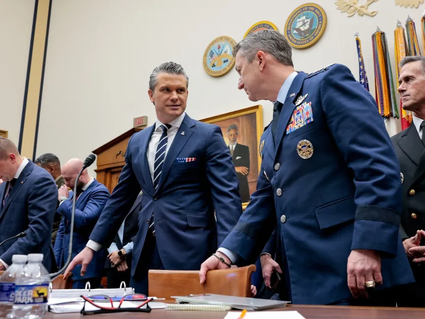 "أكسيوس": الجيش الأميركي سيطلع ترمب الخميس على خيارات عسكرية ضد إيران