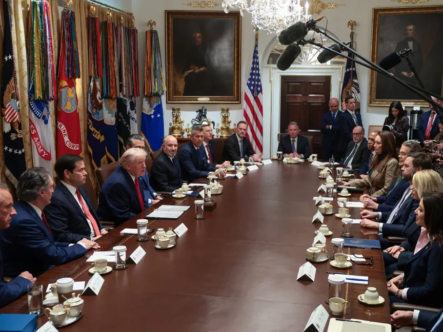 جانب من اجتماع مجلس الوزراء الأميركي في البيت الأبيض بمشاركة الرئيس دونالد ترمب. 29 يناير 2026 - REUTERS