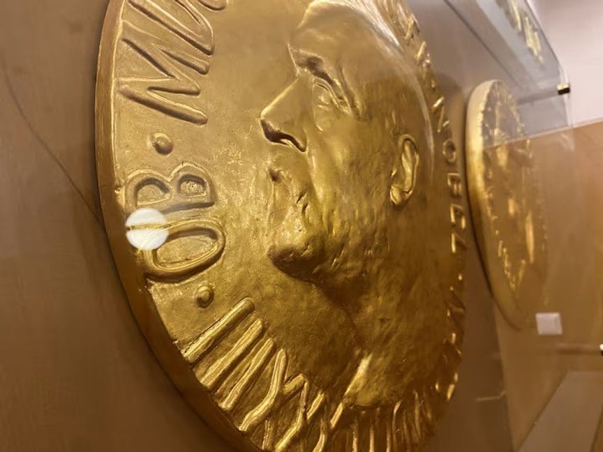جائزة نوبل للسلام.. كيف سيتم اختيار الفائز من 287 مرشحاً في 2026؟