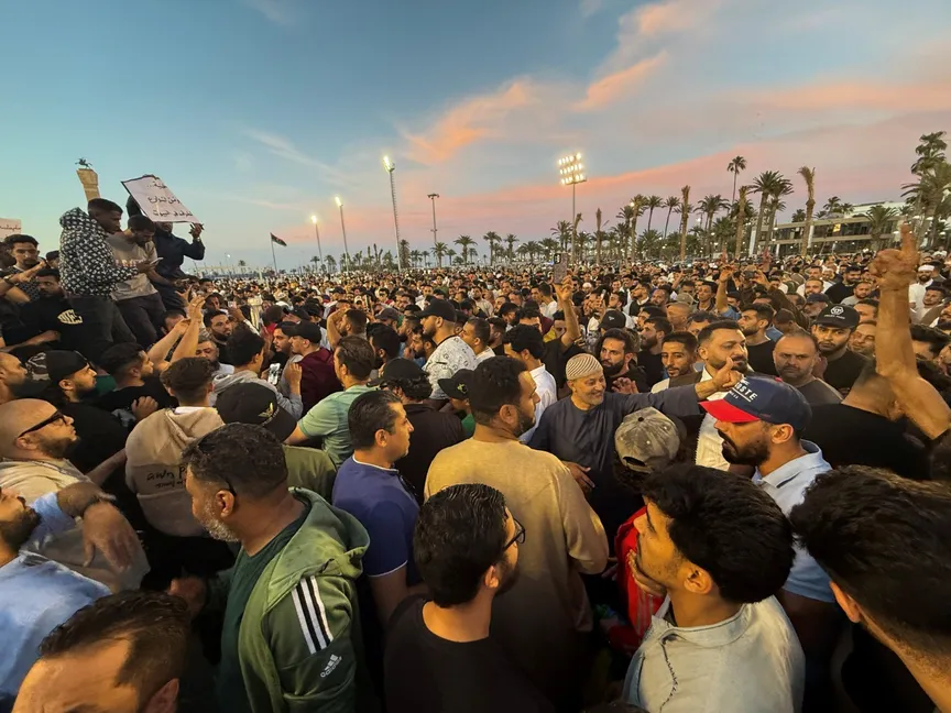 تظاهرات في العاصمة الليبية طرابلس تطالب بإسقاط حكومة عبد الحميد الدبيبة، 16 مايو 2025 - REUTERS