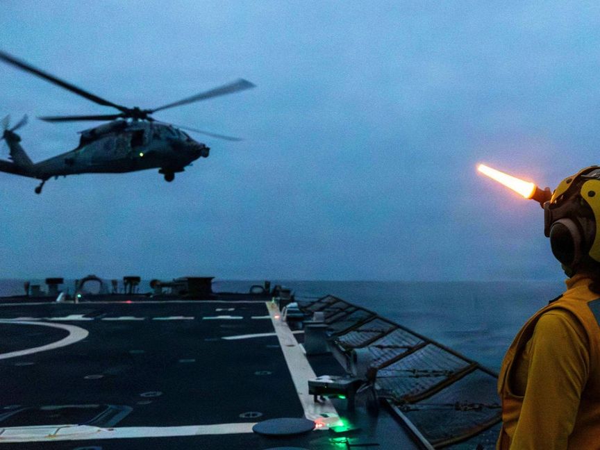 "حرب غير متكافئة".. استراتيجية إيرانية في مواجهة التفوق العسكري الأميركي