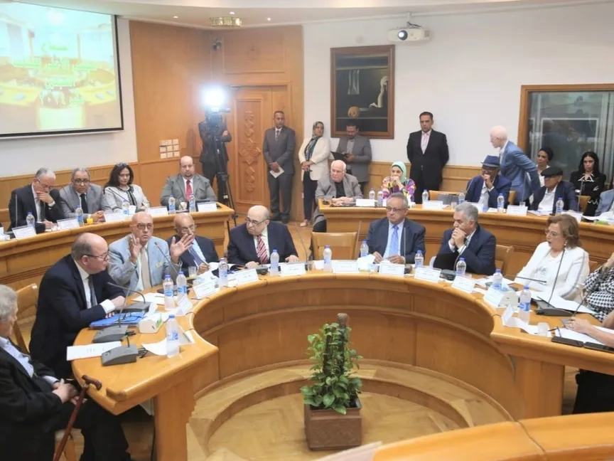 أعضاء المجلس الأعلى للثقافة خلال إقرار الجوائز (وزارة الثقافة المصرية). 28 مايو 2024 - الشرق
