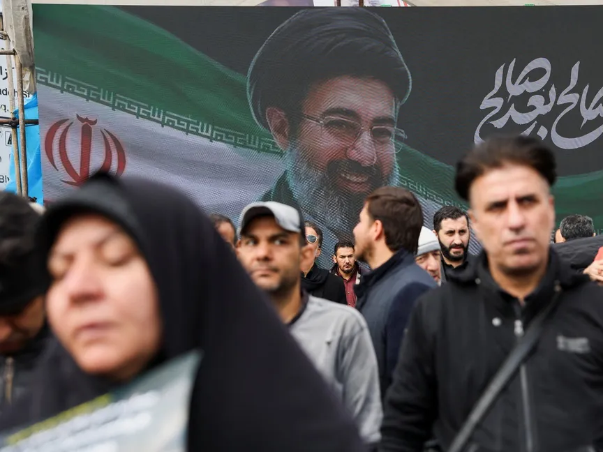 كيف أعادت إيران هيكلة سلطتها بعد اغتيال كبار قادتها؟