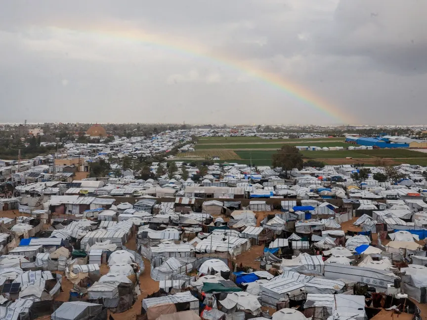 "مجلس السلام" في غزة.. ستارمر مدعو للانضمام وإعلان مرتقب بمنتدى دافوس