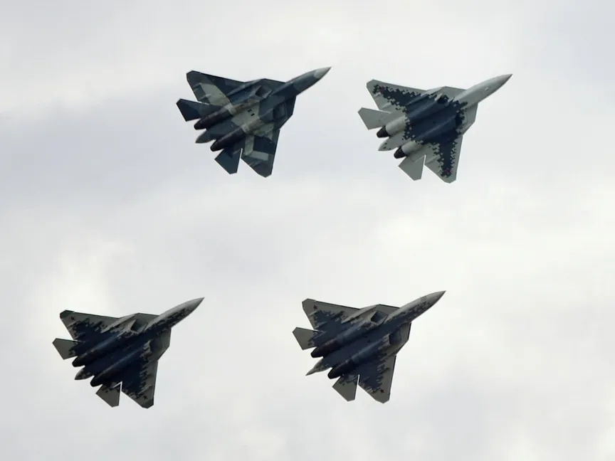 مقاتلات سوخوي Su-57 قي معرض ماكس 2019 الجوي في جوكوفسكي، خارج موسكو، 27 أغسطس 2019 - Reuters