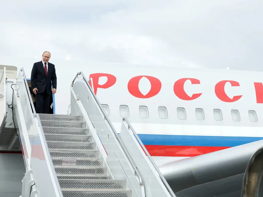 بولندا لبوتين: قد نضطر لتنفيذ مذكرة الاعتقال بحقك إذا عبرت أجواءنا