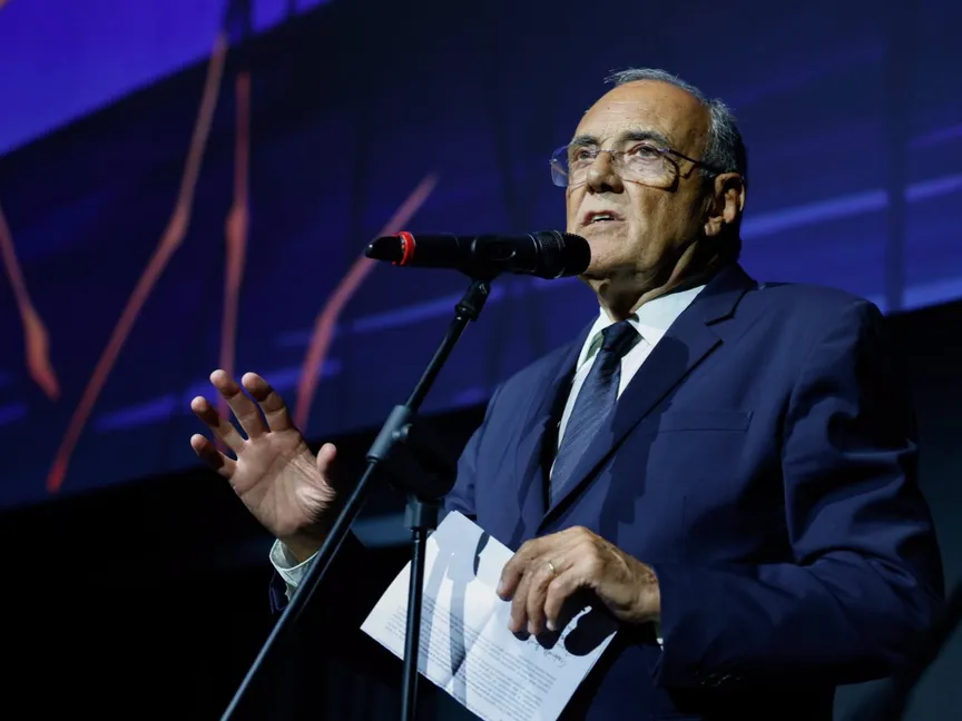أزمة هوليوود تفسح المجال للسياسة في مهرجان فينيسيا السينمائي