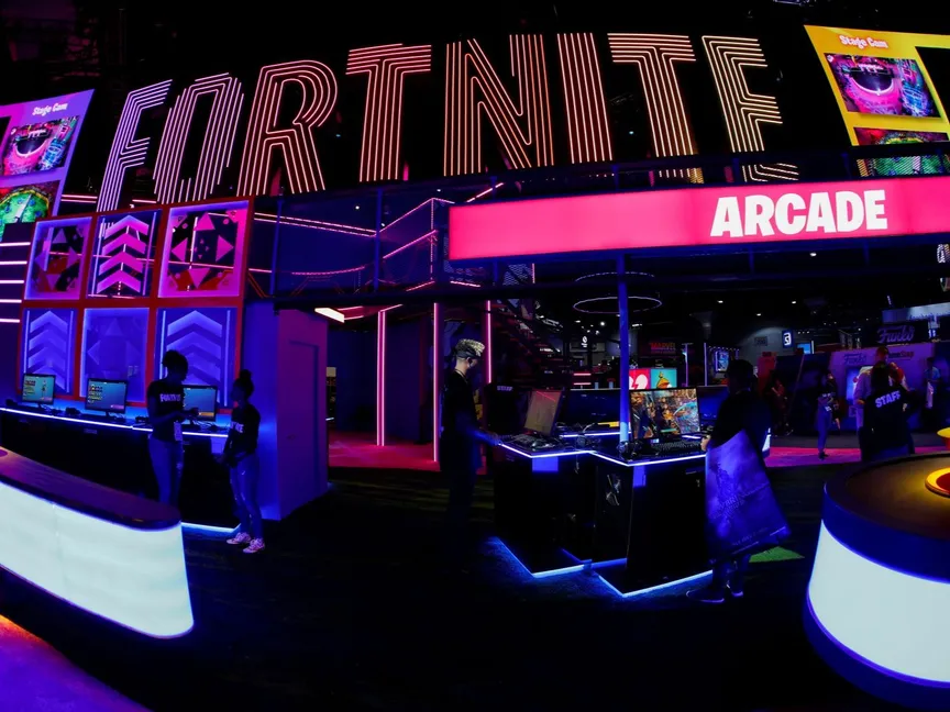 لعبة فورتنايت تعود إلى متاجر التطبيقات في أنحاء العالم