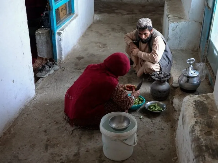 الشتاء وانقطاع المساعدات يفاقمان أزمة الجوع في أفغانستان