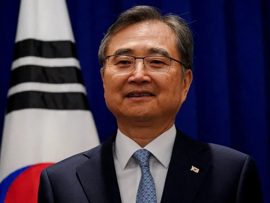 وزير الخارجية الكوري الجنوبي تشو هيون يصل إلى اجتماع مع وزير الخارجية الأميركي ماركو روبيو على هامش الدورة الثمانين للجمعية العامة للأمم المتحدة في مدينة نيويورك. 22 سبتمبر 2025 - reuters