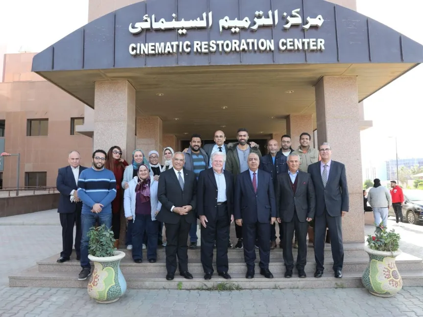 حسين فهمي يتوسط عبد الفتاح الجبالي ومحمد أبو سعده في مدينة الإنتاج الإعلامي، مصر، 10 يناير 2023 - facebook/mediacityegypt