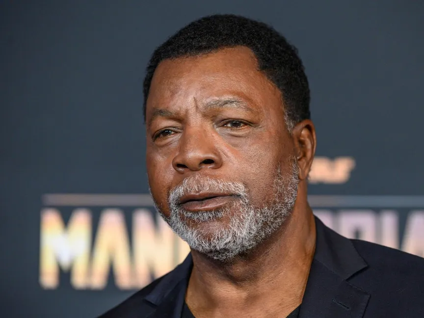 الممثل الأميركي كارل ويذرز يصل لحضور العرض الأول لفيلم The Mandalorian في هوليوود. 13 نوفمبر 2019 - AFP