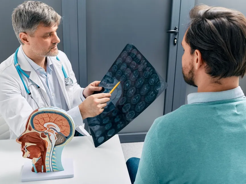 تعفن الدماغ الرقمي.. مرض أم خلل وظيفي يسببه الهاتف؟