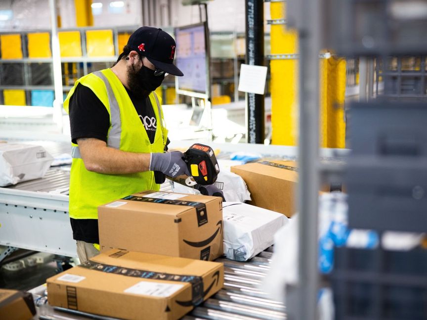 أمازون تتراجع عن التوظيف الإضافي خلال كورونا.. تسريح جديد يشمل 16 ألفاً