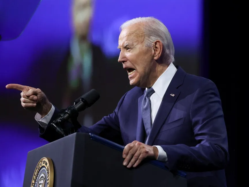 الرئيس الأميركي جو بايدن خلال كلمة أمام المؤتمر السنوي للجمعية الوطنية للنهوض بالملونين في لاس فيجاس. 16 يوليو 2024 - Reuters