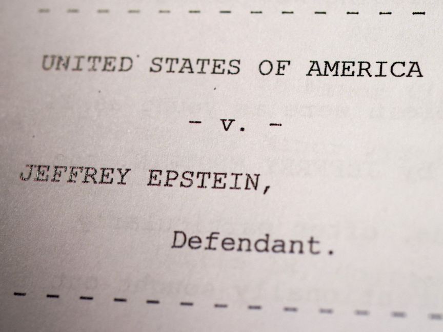 بعد الكشف عن الوثائق والأسماء.. ملفات إبستين تهدد مسؤولين أوروبيين