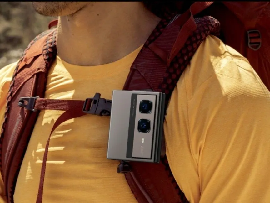 هاتف إنفينيكس التجريبي Zero Mini Tri-Fold ثلاثي الطي - Infinix