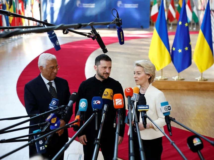 قمة بروكسل.. الاتحاد الأوروبي يؤيد تعزيز الإنفاق الدفاعي و"الثبات" في دعم أوكرانيا