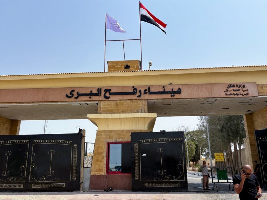 غزة تستعد لفتح معبر رفح الأربعاء.. تشغيل تدريجي محدود بآلية مؤقتة ومراقبين دوليين