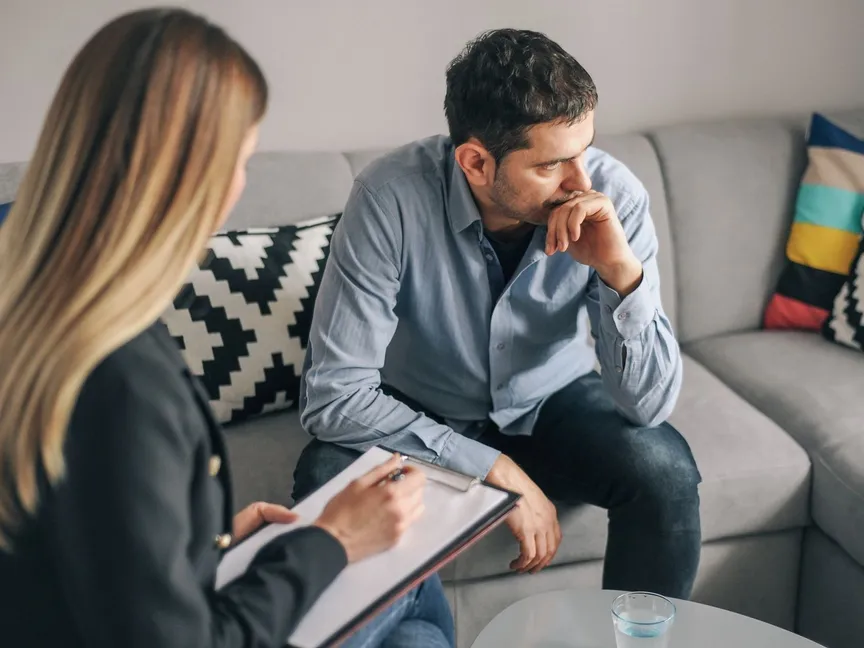 دراسة: الاكتئاب يزيد احتمالات الإصابة بالخرف