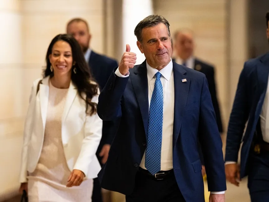 جون راتكليف مدير وكالة الاستخبارات المركزية الأميركية في مقر الكونجرس بواشنطن. 27 يونيو 2025 - Bloomberg