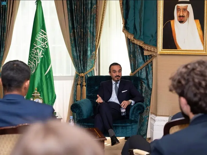 سفير السعودية في لندن: حل الدولتين "المسار الوحيد" القابل للتطبيق