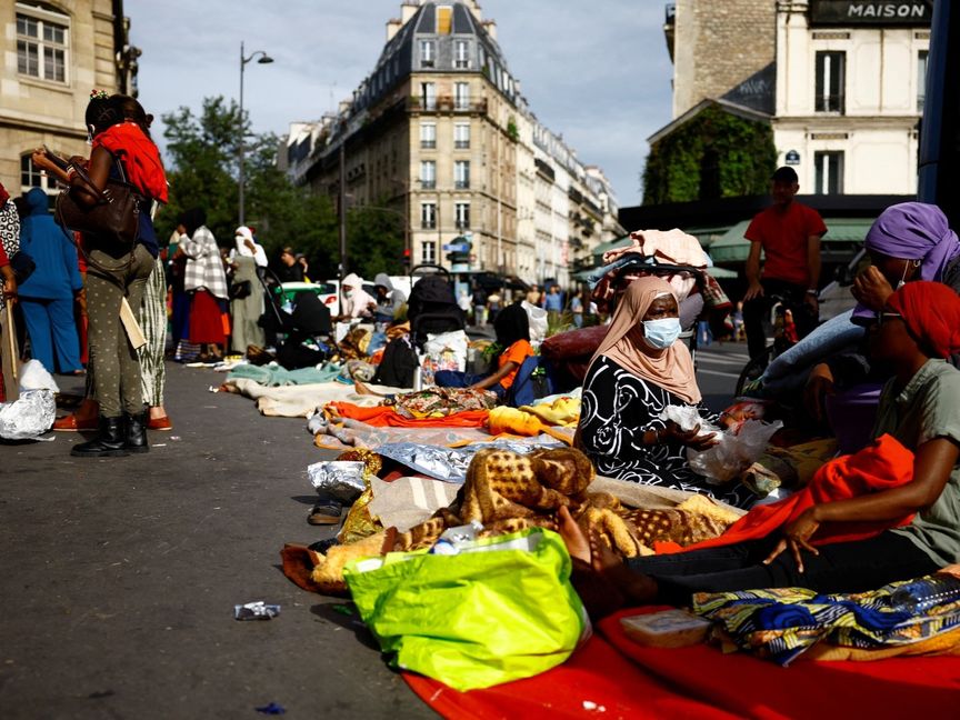 فرنسا.. الفقر يسجل أعلى معدلاته في 30 عاماً