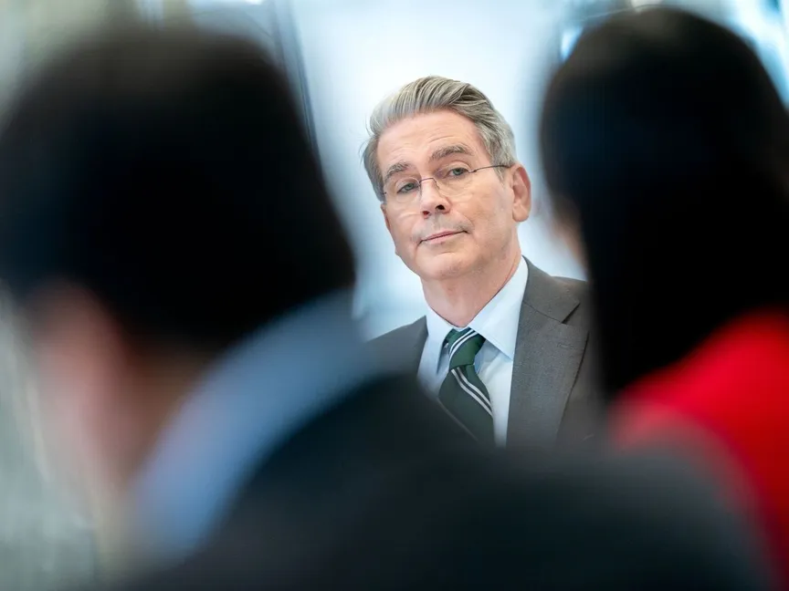 سكوت بيسنت مرشح دونالد ترمب لوزارة الخزانة والرئيس التنفيذي لمجموعة Key Square Group خلال مقابلة في واشنطن. 7 يونيو 2024 - Bloomberg