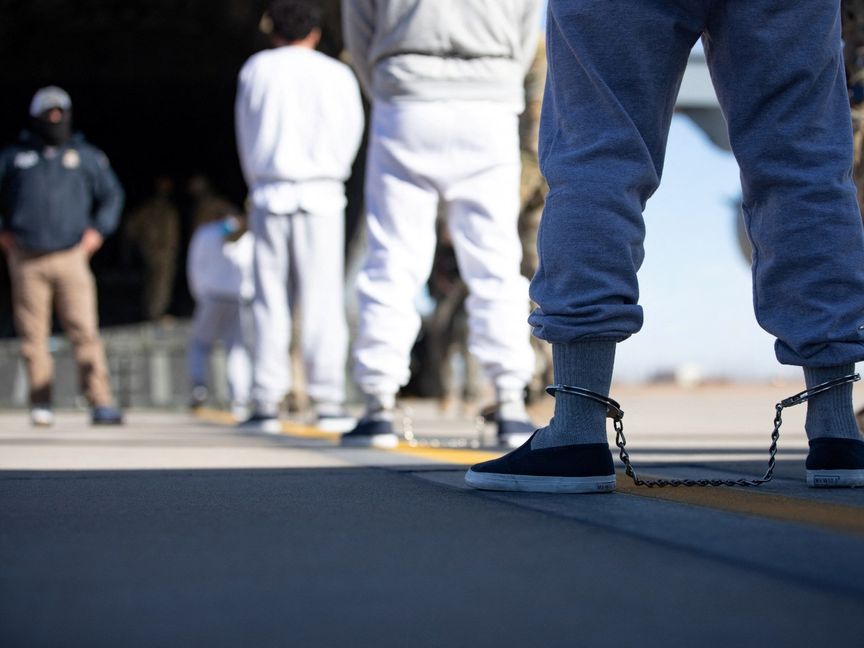 رغم رفض سابق.. إدارة ترمب تبحث ترحيل مهاجرين إلى بالاو