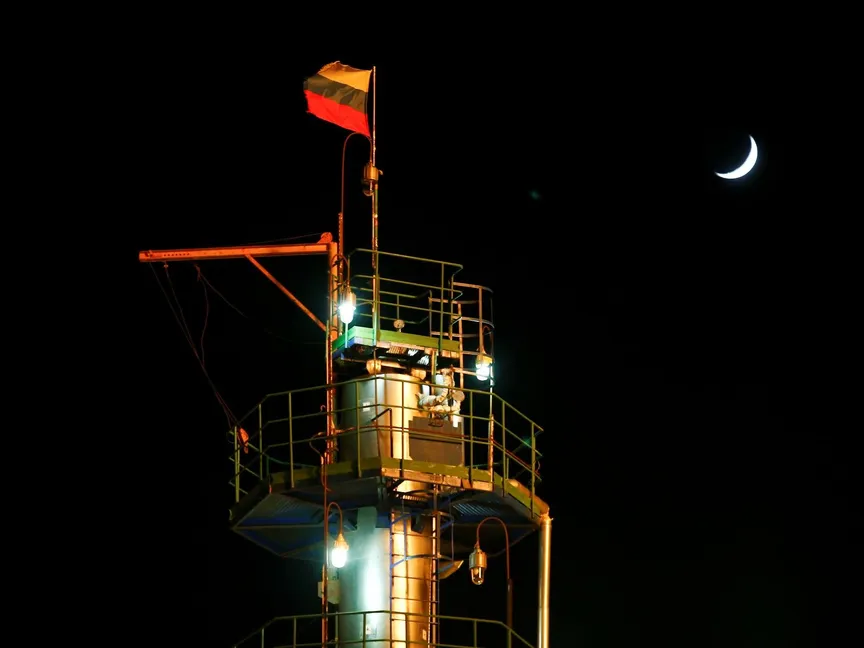 روسيا تمدد الحظر المؤقت على صادرات البنزين حتى فبراير