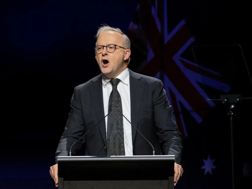 رئيس وزراء أستراليا يؤيد استبعاد الأمير أندرو من ترتيب وراثة عرش بريطانيا