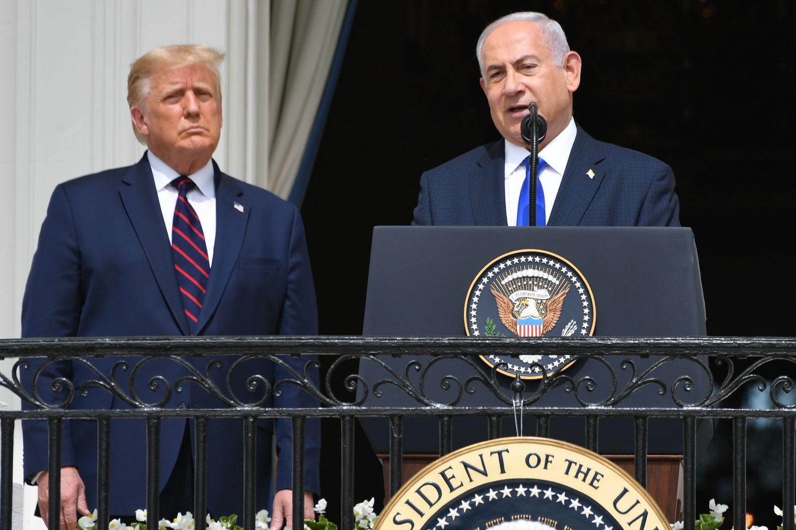 رئيس الوزراء الإسرائيلي بنيامين نتنياهو والرئيس الأميركي دونالد ترمب في البيت الأبيض 15 سبتمبر 2020 - AFP