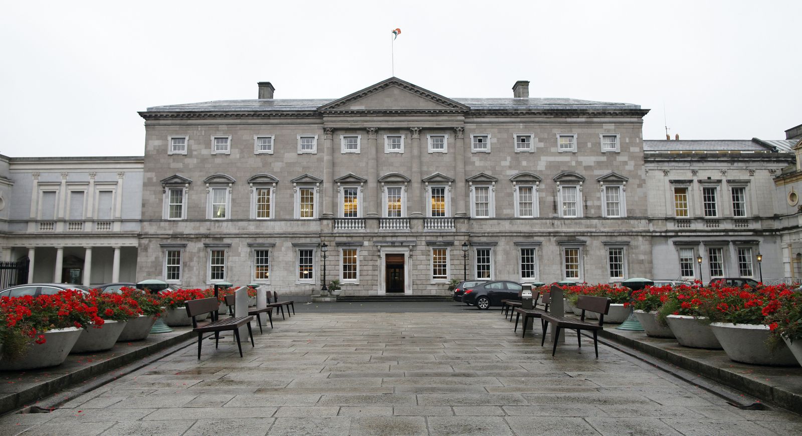 قصر لينستر، في دبلن، عاصمة أيرلندا - AFP