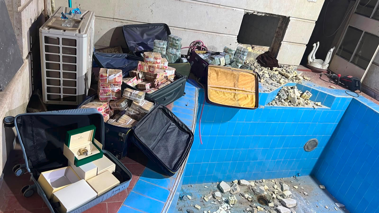 العراق.. ضبط نحو 14 مليون دولار بحوزة أحد المتهمين في قضايا الفساد