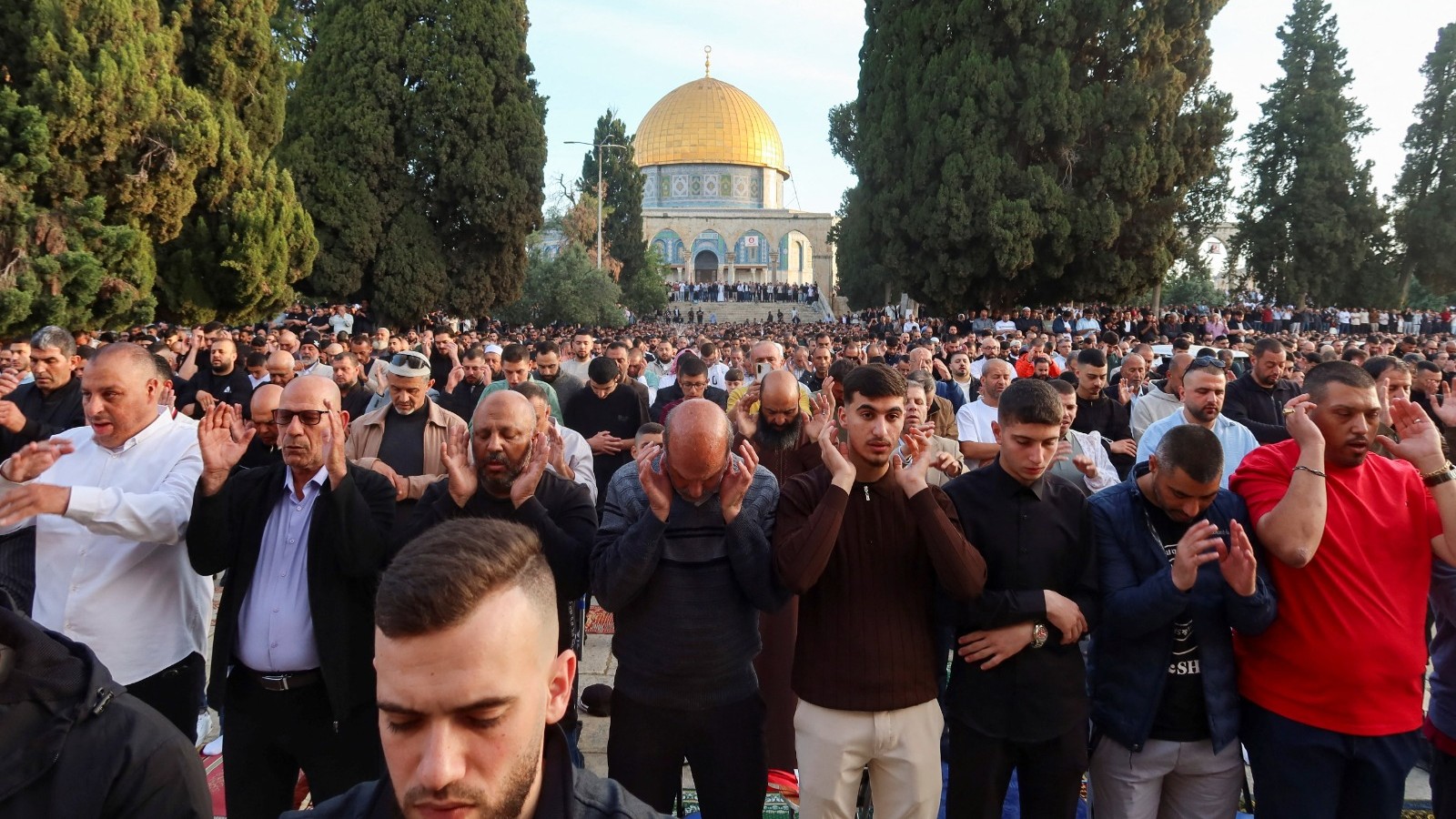 8 دول عربية وإسلامية تدين اقتحامات الأقصى ورفع العلم الإسرائيلي داخله 