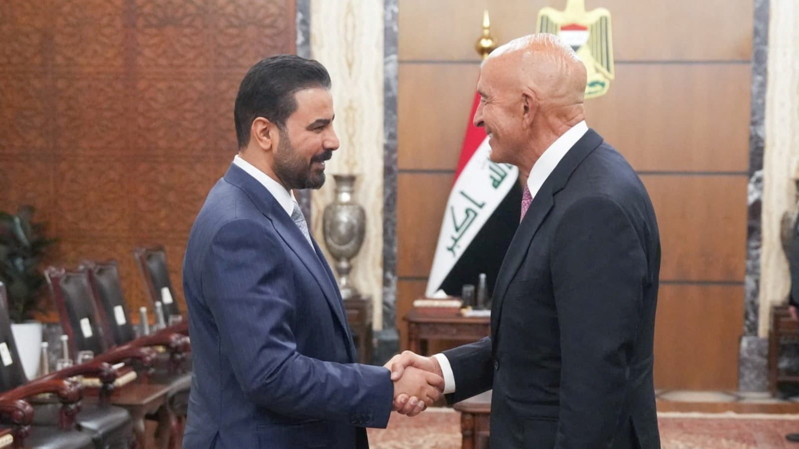 العراق يبحث مع واشنطن حصر السلاح بيد الدولة وإعادة التعاون النفطي