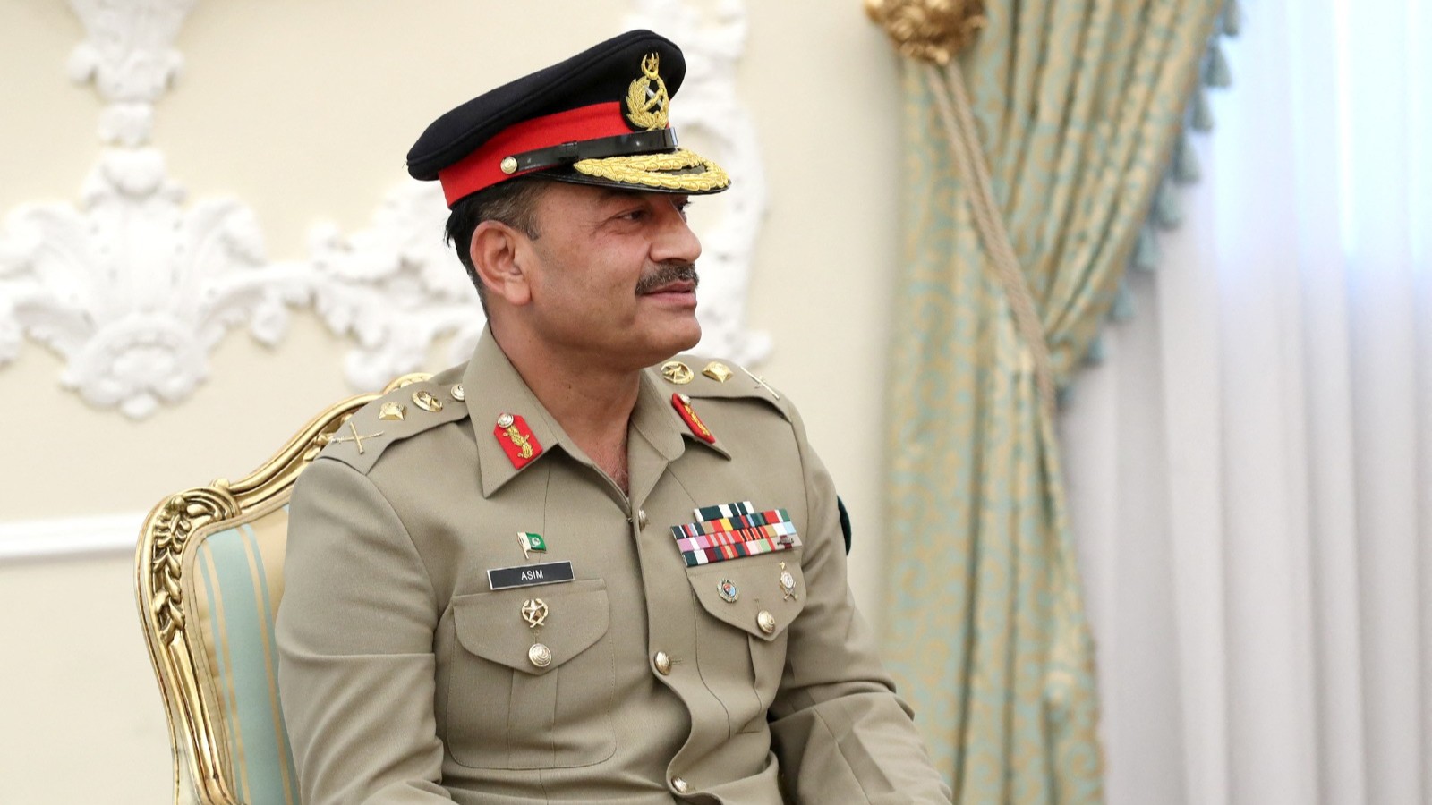 عاصم منير يزور طهران لبحث وساطة باكستان بين إيران والولايات المتحدة