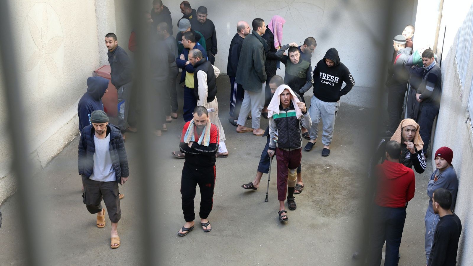 العراق يتعهد بإعادة سجناء "داعش" إلى بلدانهم: بقاؤهم ليس دائماً