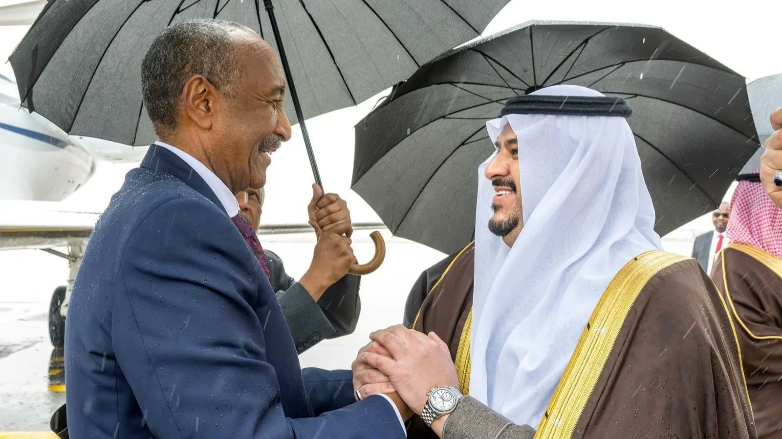 البرهان يصل إلى العاصمة السعودية الرياض 