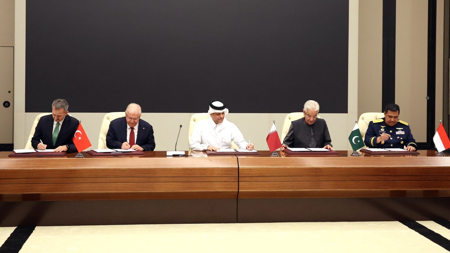 تركيا وقطر وباكستان وإندونيسيا توقع "مذكرة تفاهم بدر" لتعزيز التعاون الدفاعي
